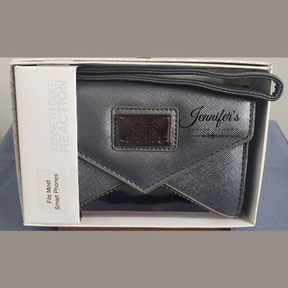 Kenneth Cole Reaction NWT Silver Device Wallet - Picture 8 of 11